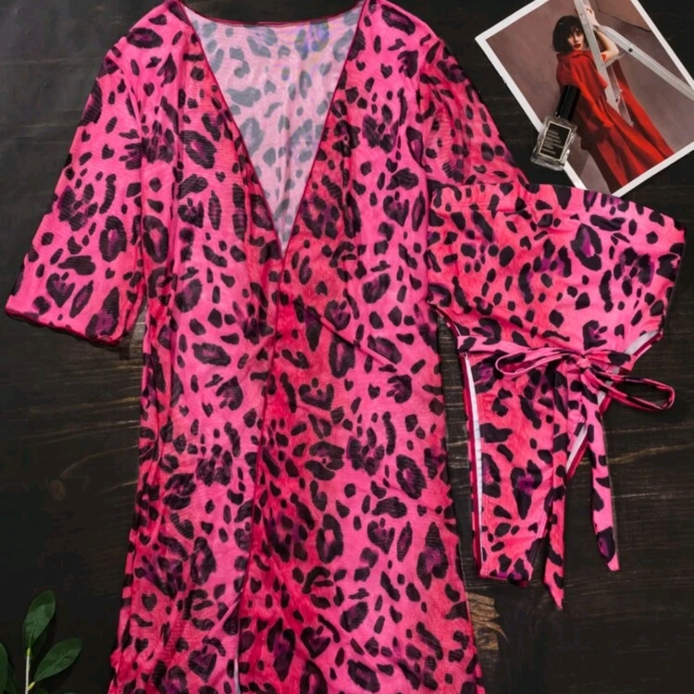 Two Piece🐆Leopard🐆 Swim Set - Picture 3 of 6